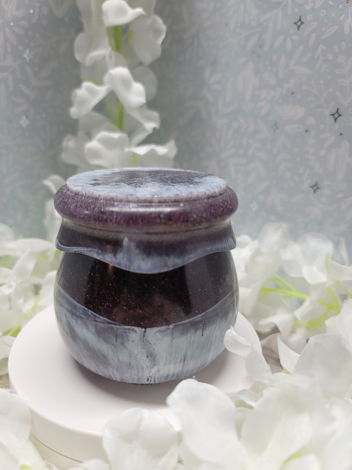 Resin twist top Jar Discount will apply in Cart when You buy 2 for $20
