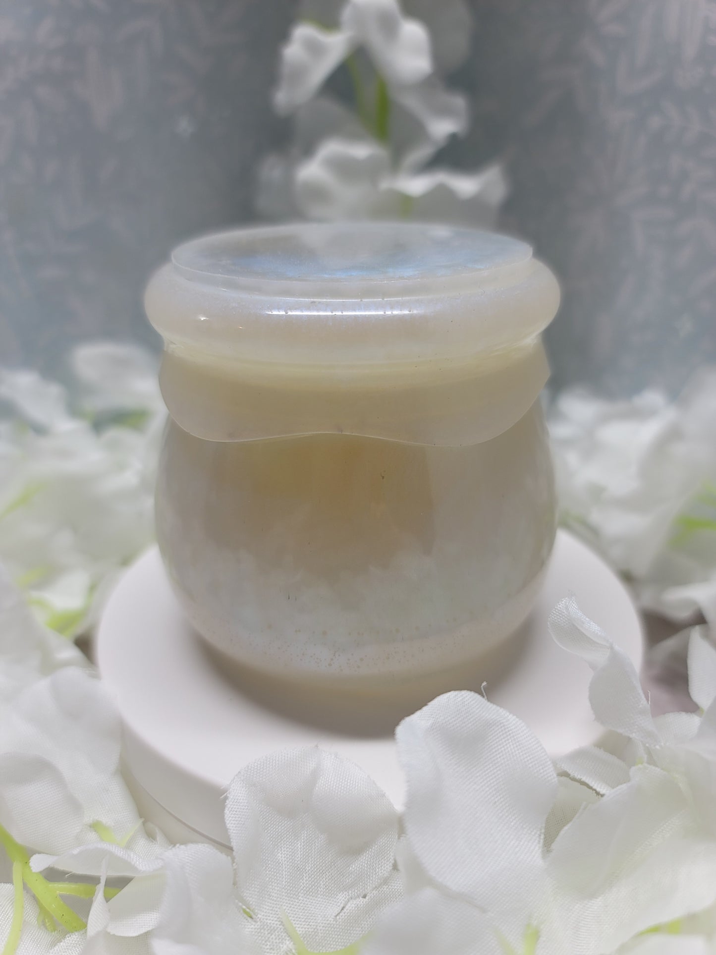Resin twist top Jar Discount will apply in Cart when You buy 2 for $20