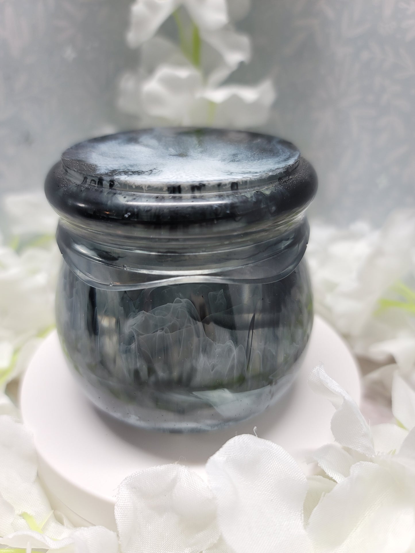Resin twist top Jar Discount will apply in Cart when You buy 2 for $20