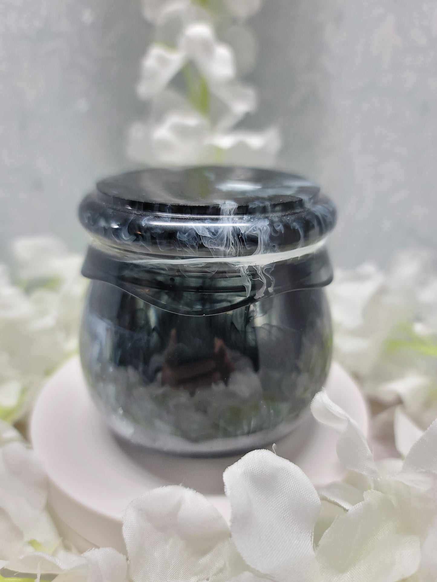 Resin twist top Jar Discount will apply in Cart when You buy 2 for $20