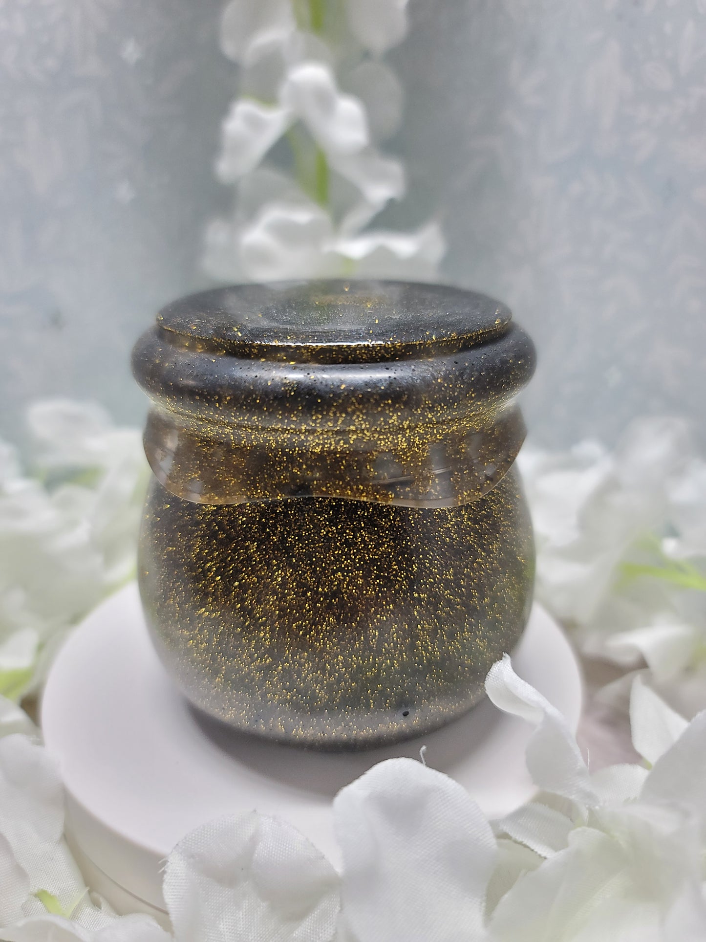 Resin twist top Jar Discount will apply in Cart when You buy 2 for $20